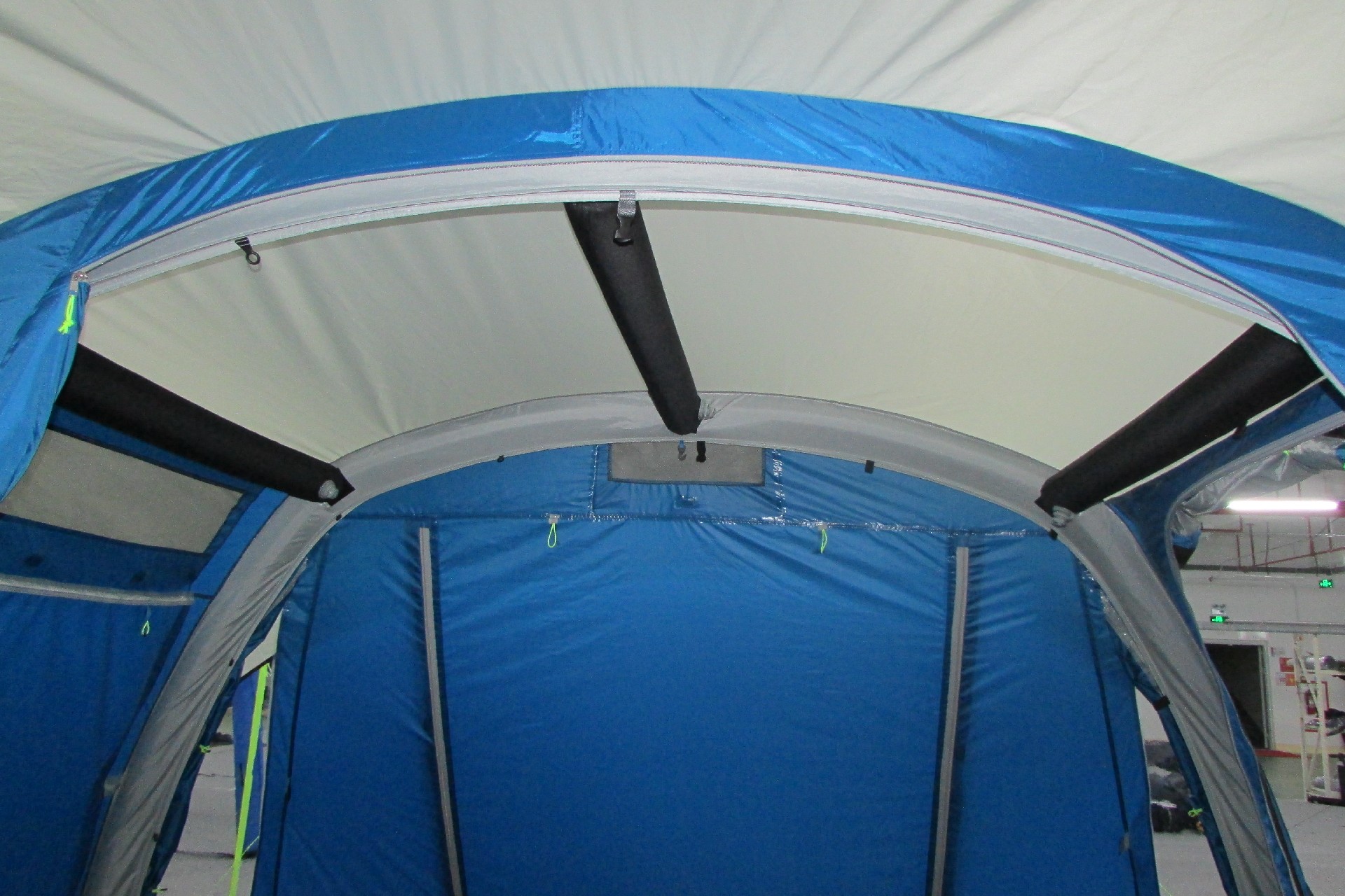 CUBE DRIVE AWAY CAMPING AWNING