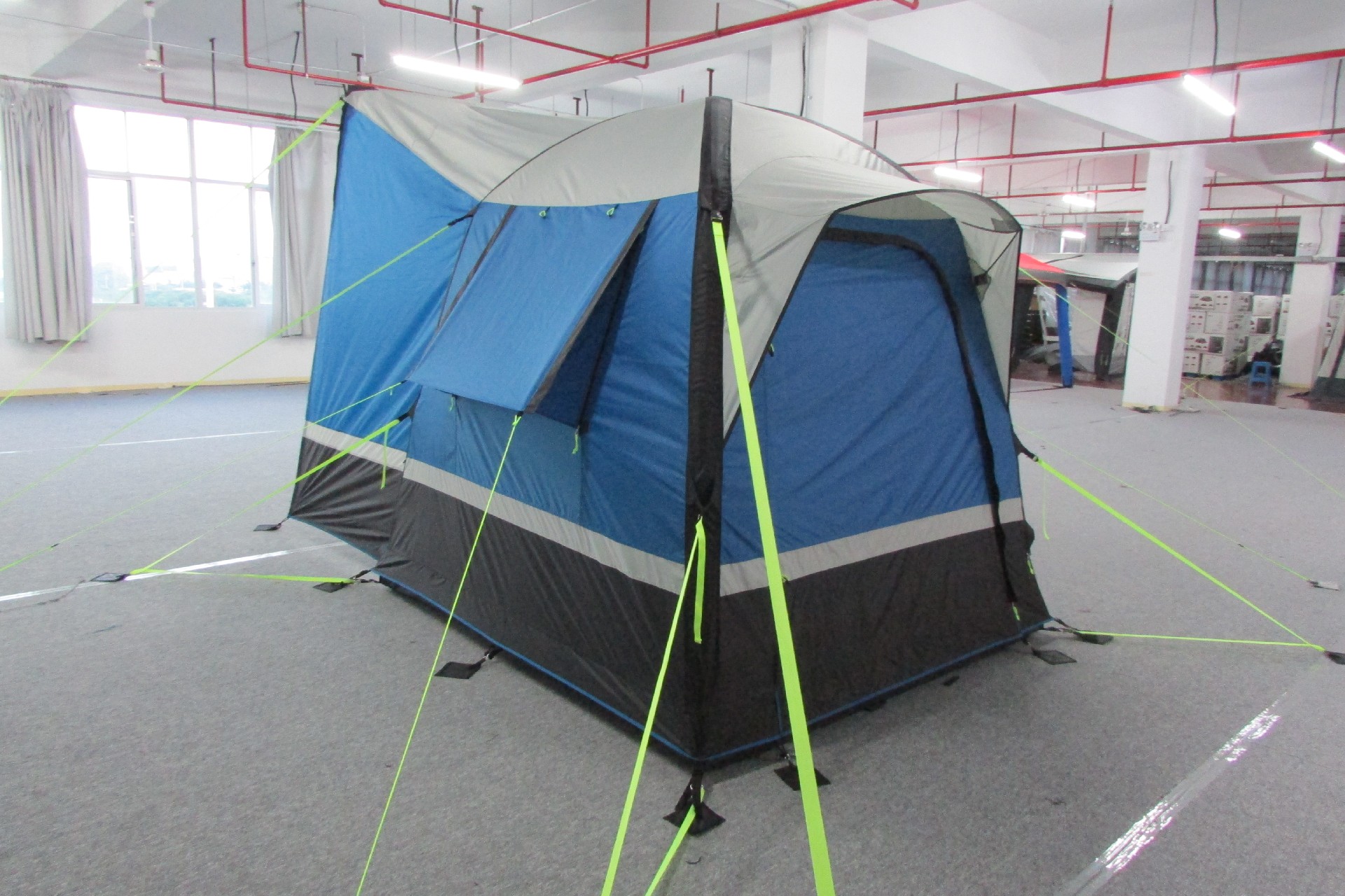 CUBE DRIVE AWAY CAMPING AWNING